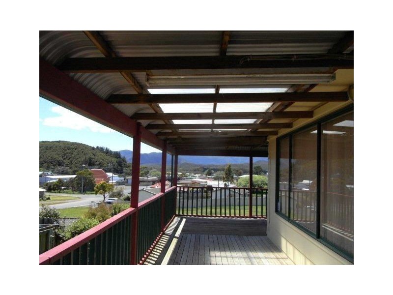 2 Parkinson Street, Zeehan TAS 7469