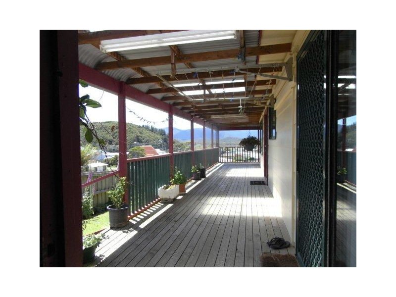 2 Parkinson Street, Zeehan TAS 7469