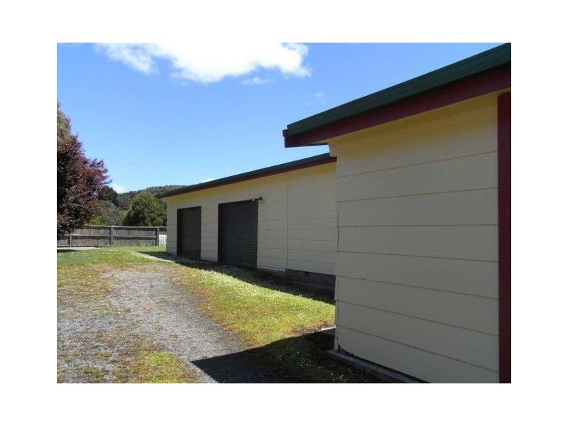 2 Parkinson Street, Zeehan TAS 7469