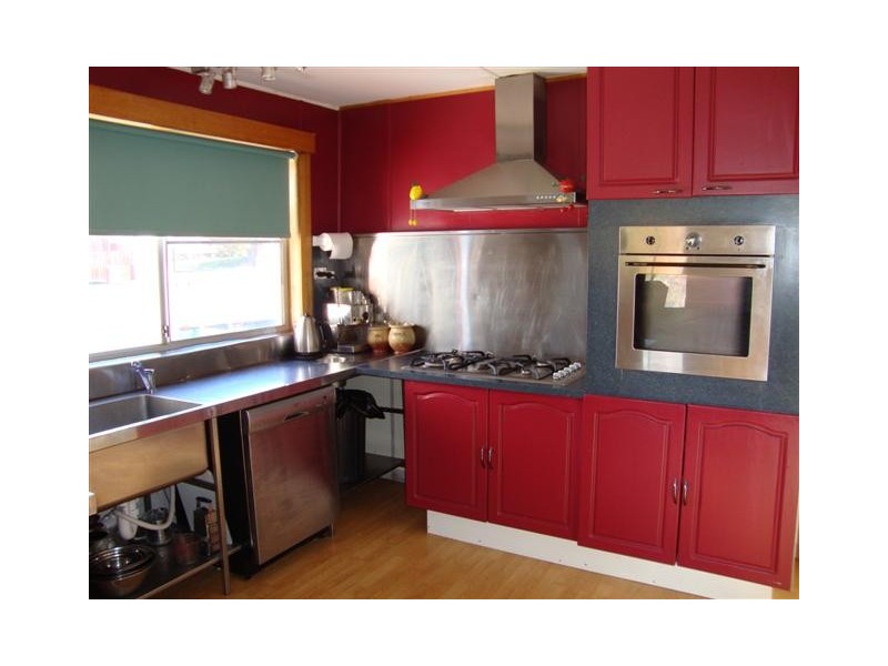 8 Herbert Street, Strahan TAS 7468