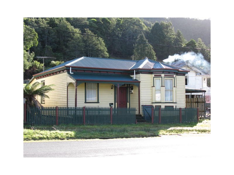 14 Grafton Street, Queenstown TAS 7467