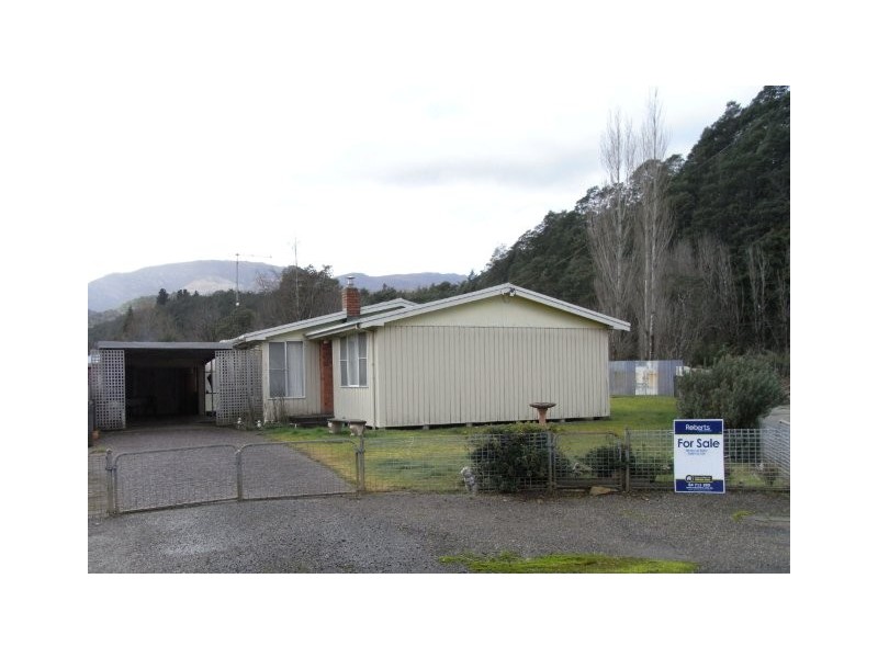 6 Darwin Crescent, Queenstown TAS 7467