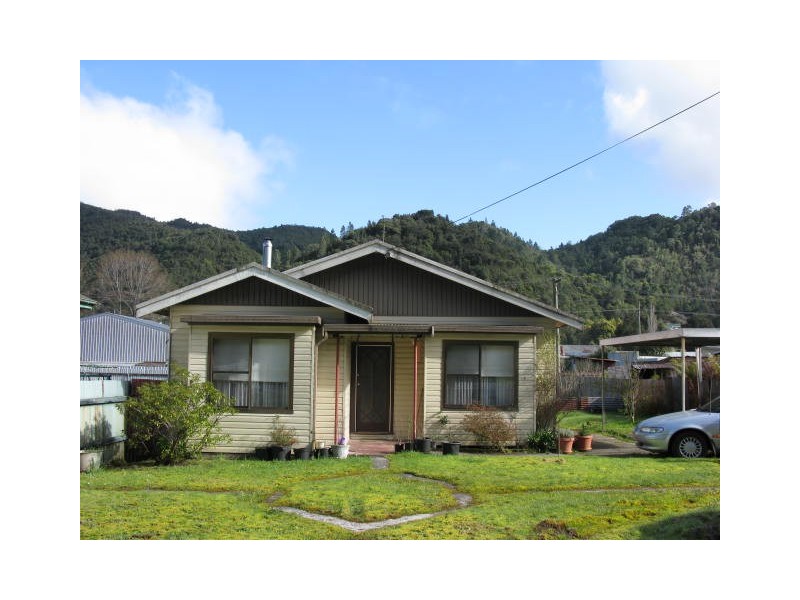 60 Little McNamara Street, Queenstown TAS 7467