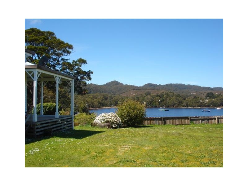 6 Lynch Street, Strahan TAS 7468
