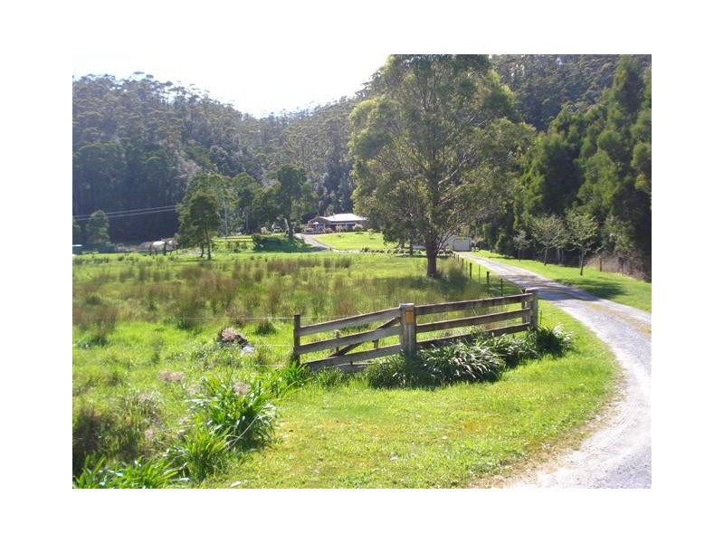 419 Lowana Road, Strahan TAS 7468