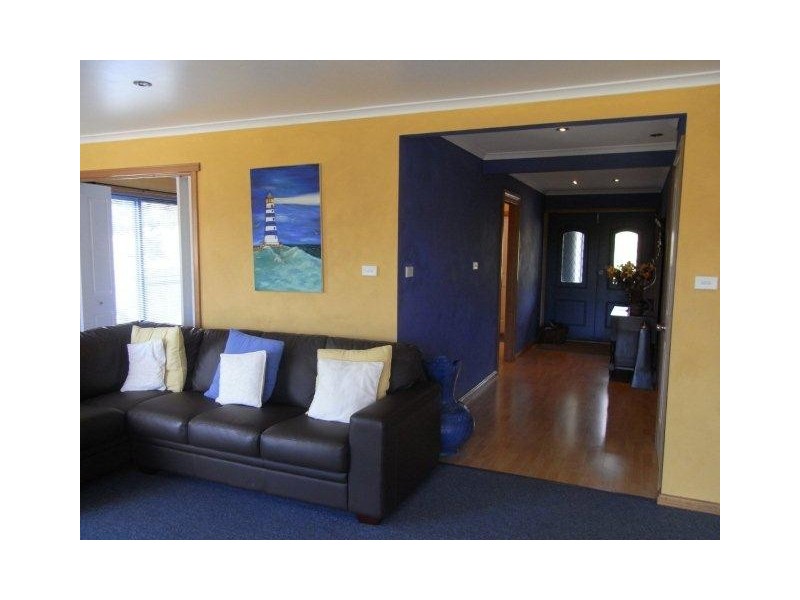 10 Charles Street, Strahan TAS 7468