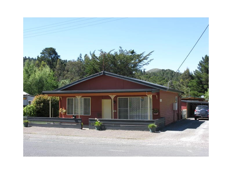 13 Austin Street, Queenstown TAS 7467