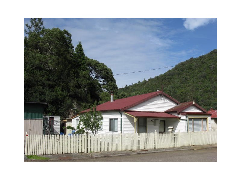 2 Whitelaw Street, Queenstown TAS 7467