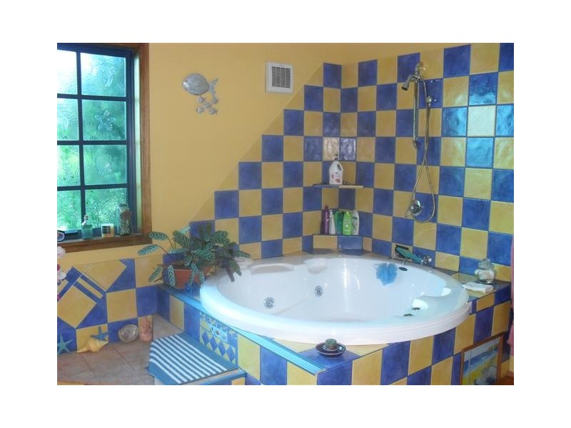 10 Charles Street, Strahan TAS 7468