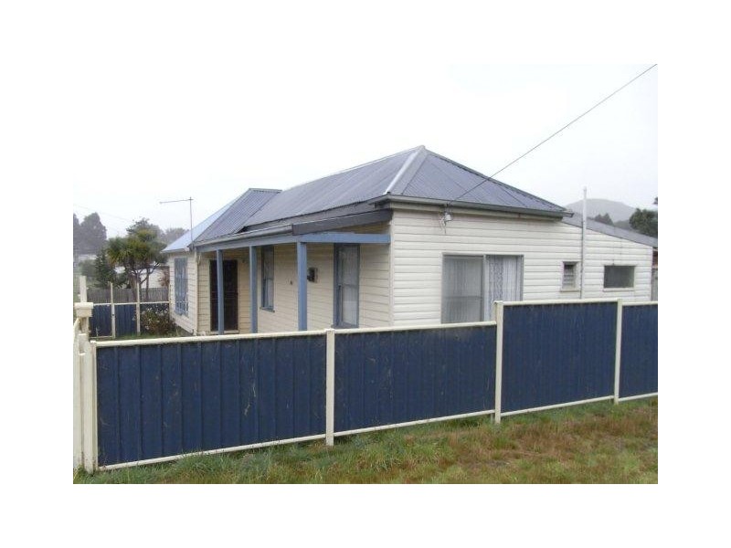 63 Counsel Street, Zeehan TAS 7469