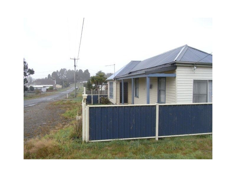 63 Counsel Street, Zeehan TAS 7469
