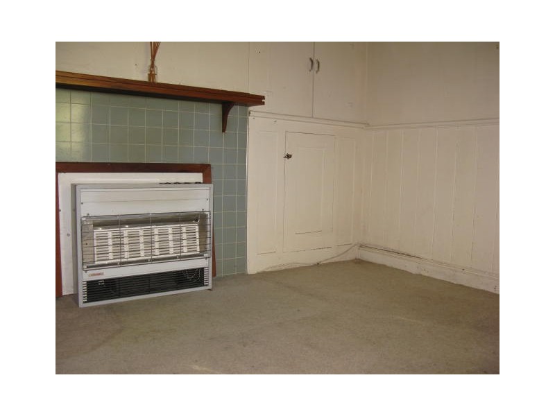 8 Crotty Street, Queenstown TAS 7467