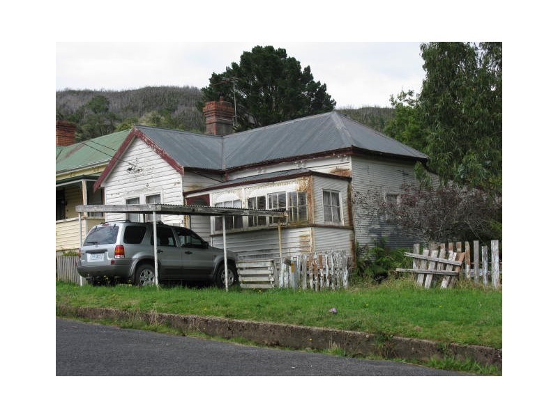 8 Crotty Street, Queenstown TAS 7467