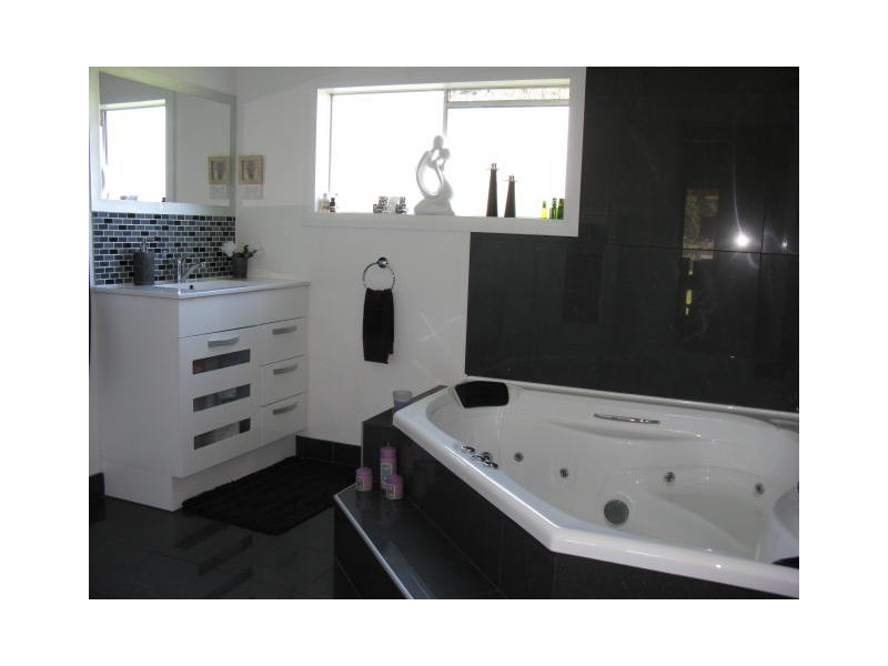 101 Esplanade, Queenstown TAS 7467