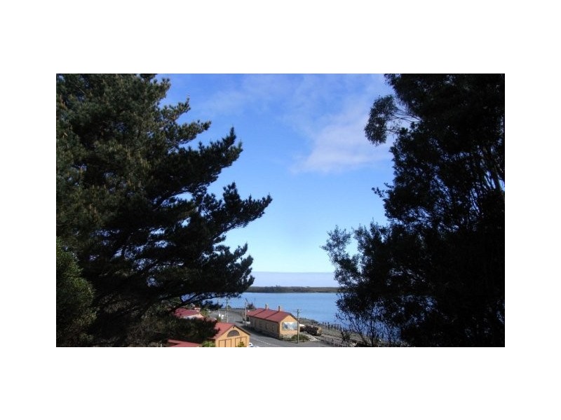 117 Esplanade, Strahan TAS 7468