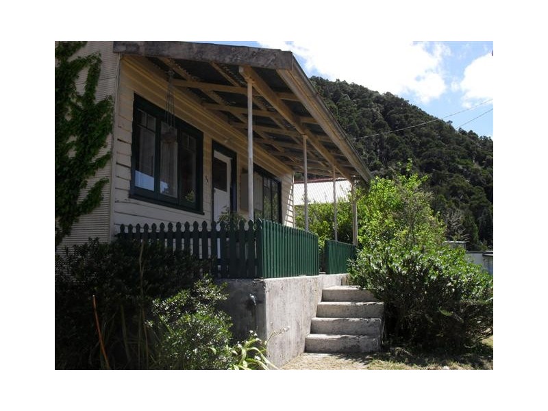38a  Urquhart Street, Queenstown TAS 7467