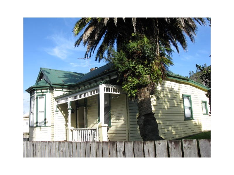 38 Esplanade, Queenstown TAS 7467
