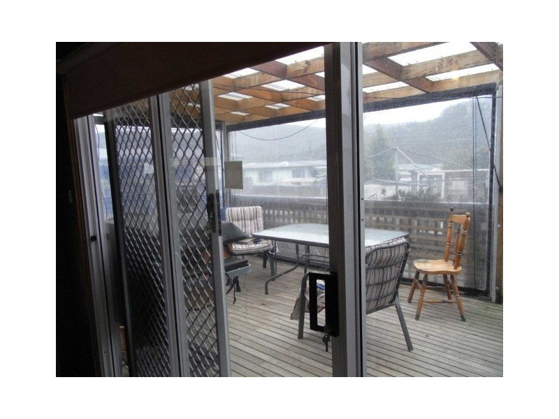 12 Nankivell Street, Queenstown TAS 7467