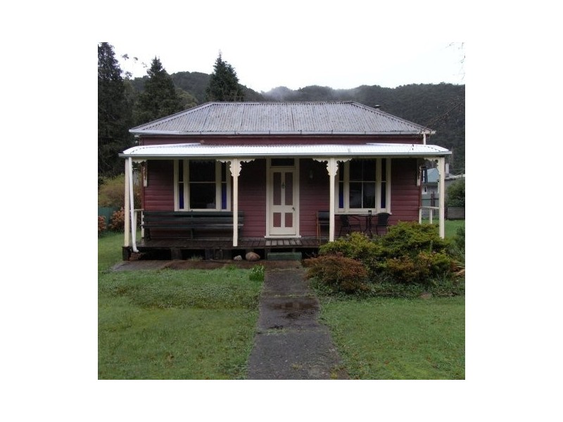 9 Brown Street, Queenstown TAS 7467