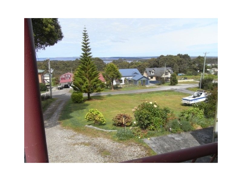 13 Charles Street, Strahan TAS 7468