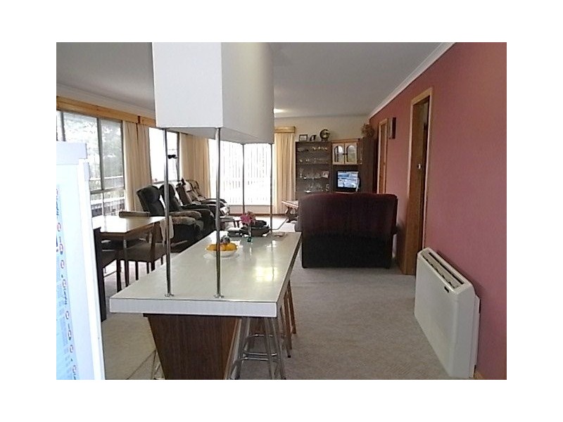 13 Charles Street, Strahan TAS 7468