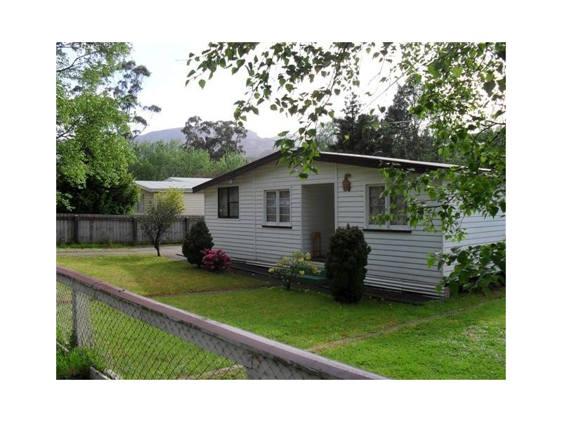 10 Penghana Road, Queenstown TAS 7467