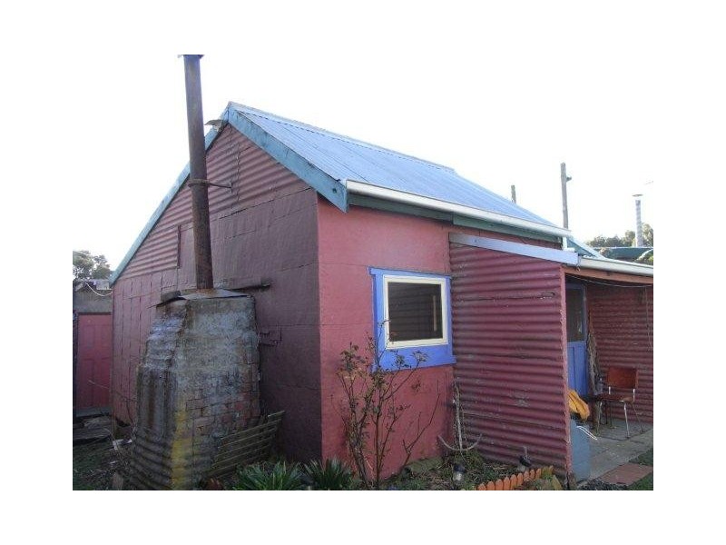 . Lettes Bay Road, Strahan TAS 7468