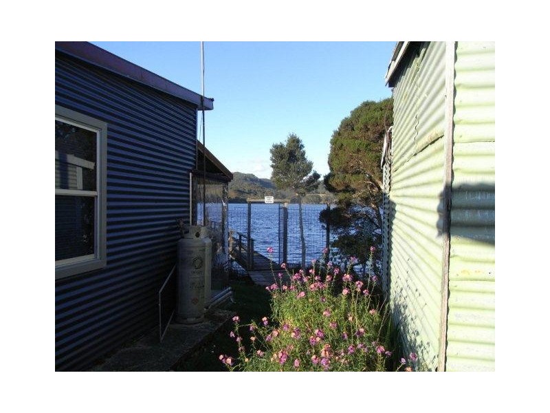 . Lettes Bay Road, Strahan TAS 7468
