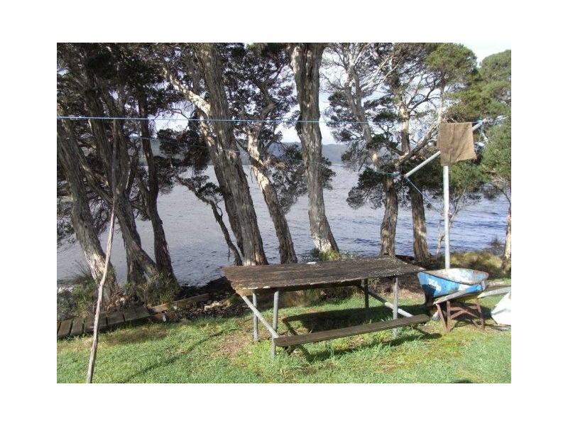 . Lettes Bay Road, Strahan TAS 7468