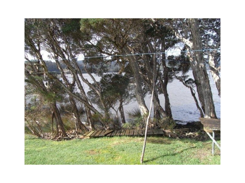. Lettes Bay Road, Strahan TAS 7468