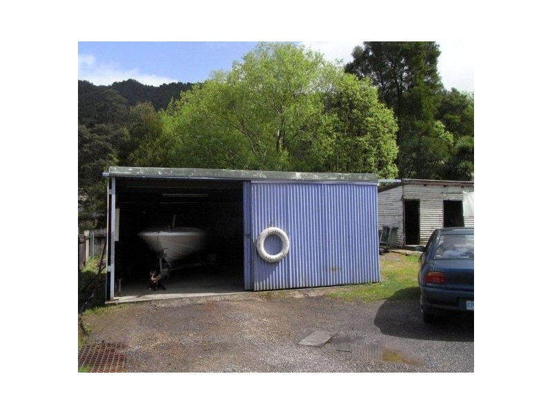 8 Lambert Street, Queenstown TAS 7467