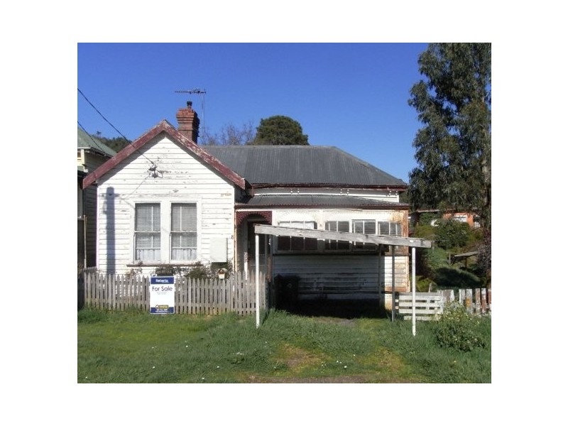 8 Crotty Street, Queenstown TAS 7467