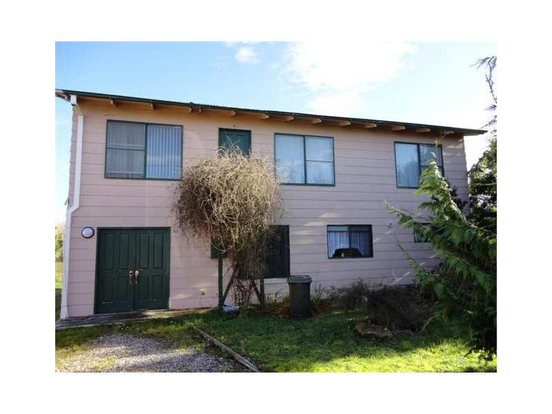 9 Lynch Street, Strahan TAS 7468