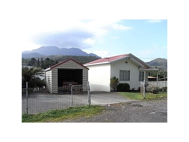 21 Urquhart Street, Queenstown TAS 7467