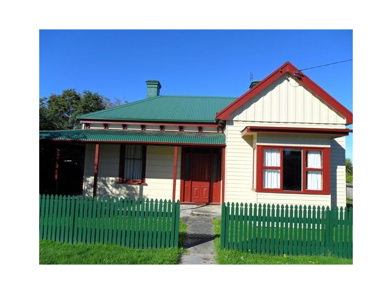 11 Harvey Street, Strahan TAS 7468