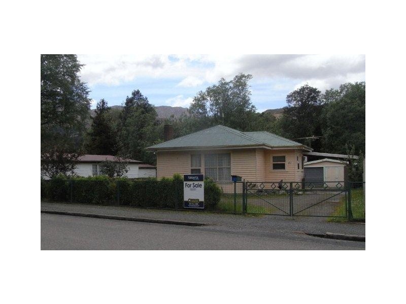 8c Penghana Road, Queenstown TAS 7467