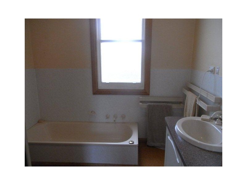 8c Penghana Road, Queenstown TAS 7467