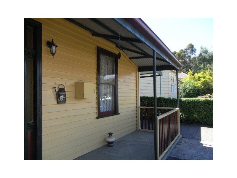 7  Preston Street, Queenstown TAS 7467