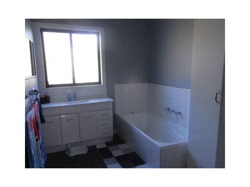 54 Main Street, Zeehan TAS 7469