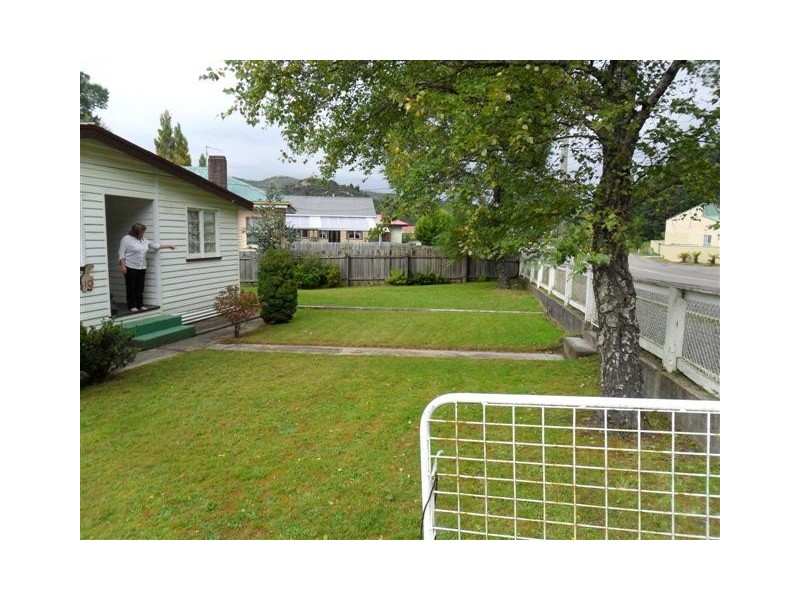 10 Penghana Road, Queenstown TAS 7467