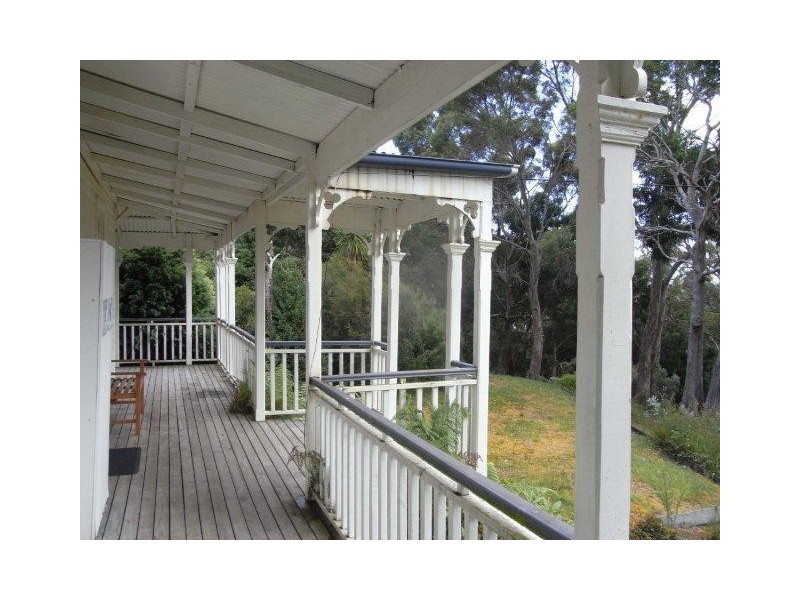 8 Harrison  Street, Strahan TAS 7468