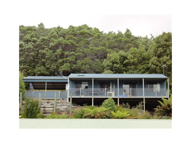 9 Jack Street, Strahan TAS 7468