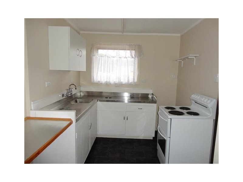 27 Bowes Street, Queenstown TAS 7467