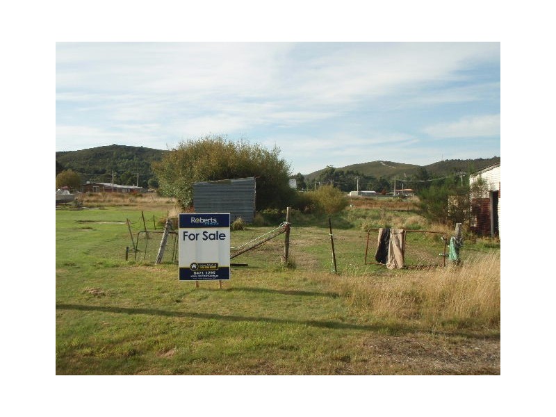 1 Severn Street, Zeehan TAS 7469