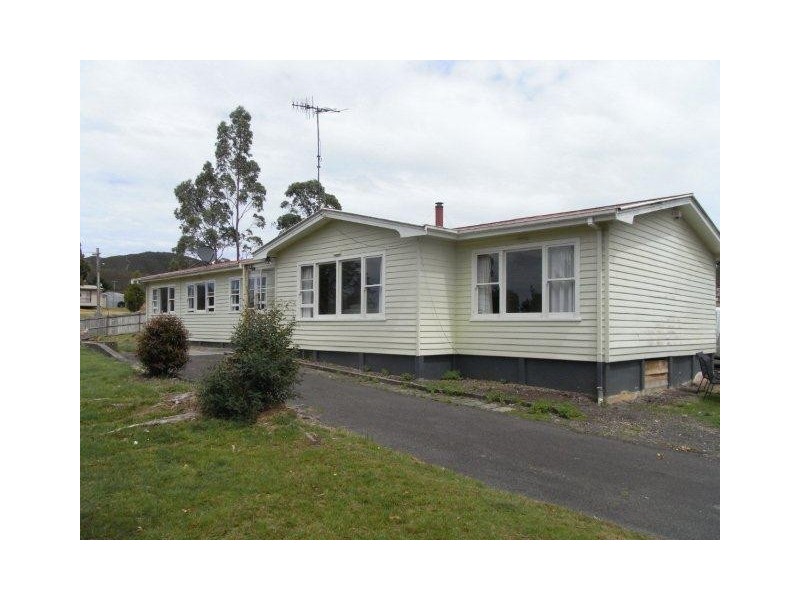 28 Gellibrand Street, Zeehan TAS 7469