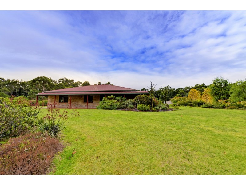 121 Henty Road, Strahan TAS 7468