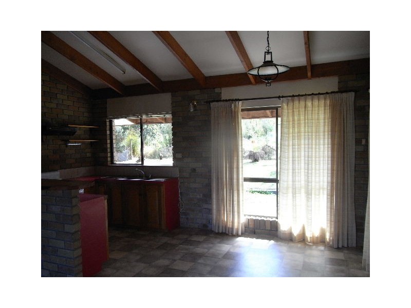 9 Charles Street, Strahan TAS 7468