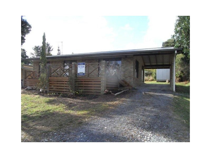 9 Charles Street, Strahan TAS 7468