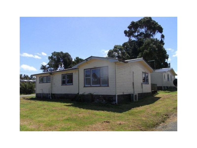 10-12 Innes Street, Strahan TAS 7468