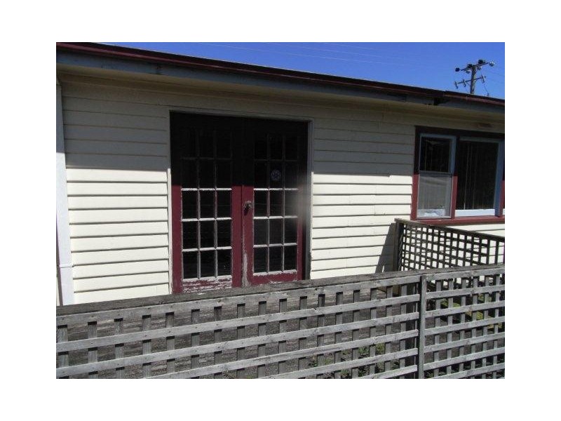 10-12 Innes Street, Strahan TAS 7468